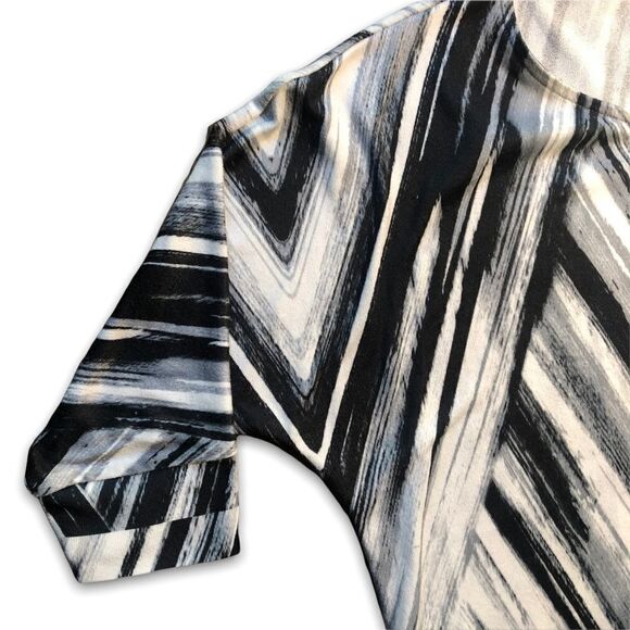 Est. 1946 Geometric Stripe Top, Dolman Sleeve, Size Large - Picture 4 of 6